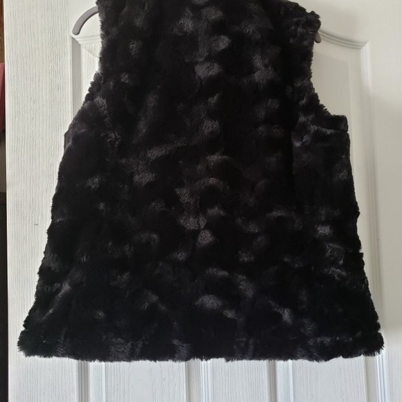 Reversable Zippered Vest - Picture 4 of 4